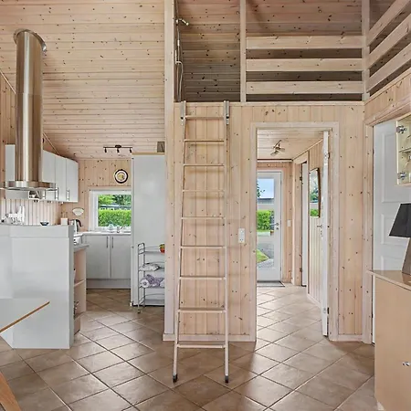 Wilma - 220m From The Sea By Interhome